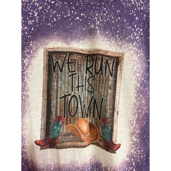 Gliden M Crew Neck Graphic Tee purple, we run this town cowboy tshirt Tee - Picture 2 of 5